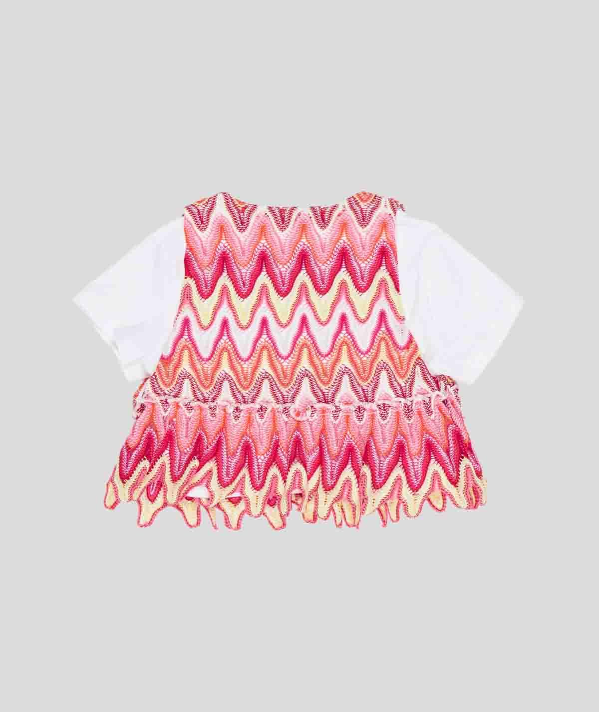 Completo U+E' UE1749 00 U+E'